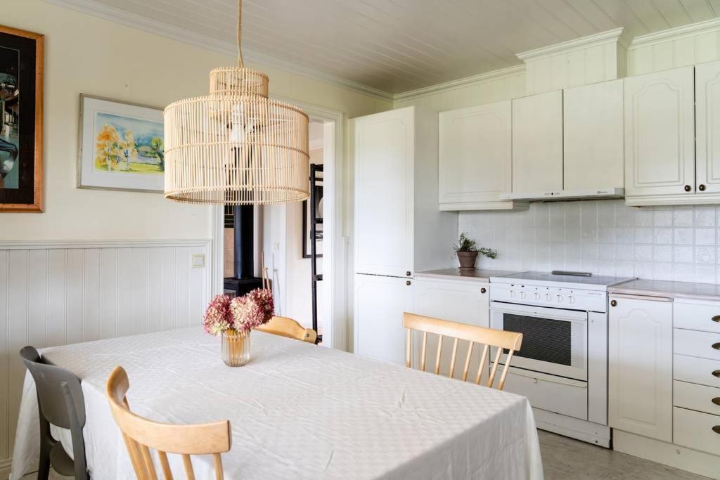 A Countryside Villa Close To Uppsala! 外观 照片